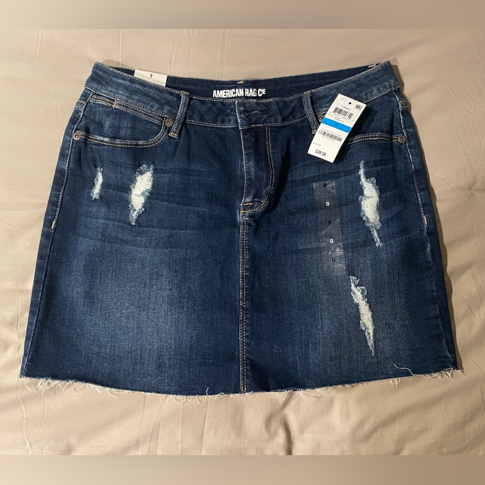 Jean skirt size 9 never worn